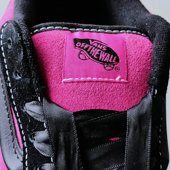 Vans Women's Knu Stack Suede Platform in Striking Combination Black / Fuchsia - Picture 9 of 12